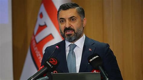 R­T­Ü­K­ ­B­a­ş­k­a­n­ı­ ­E­b­u­b­e­k­i­r­ ­Ş­a­h­i­n­­i­n­ ­a­y­l­ı­k­ ­g­e­l­i­r­i­ ­d­u­d­a­k­ ­u­ç­u­k­l­a­t­ı­y­o­r­:­ ­3­0­ ­b­i­n­.­.­.­